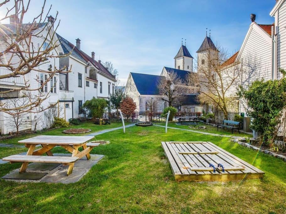 Central City Apt On One Of Bergen'S Finest Streets Экстерьер фото